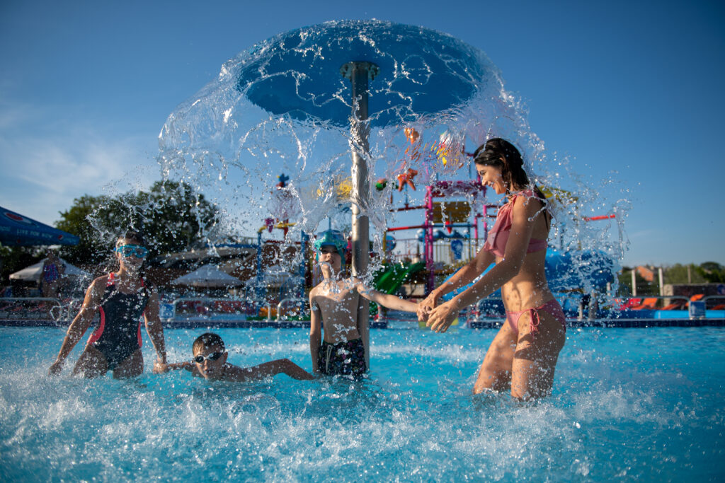 Godziny otwarcia w okresie wakacyjnym